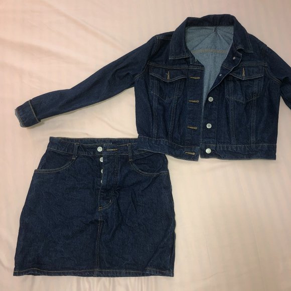 Brandy Melville dark demin jacket - Picture 2 of 2
